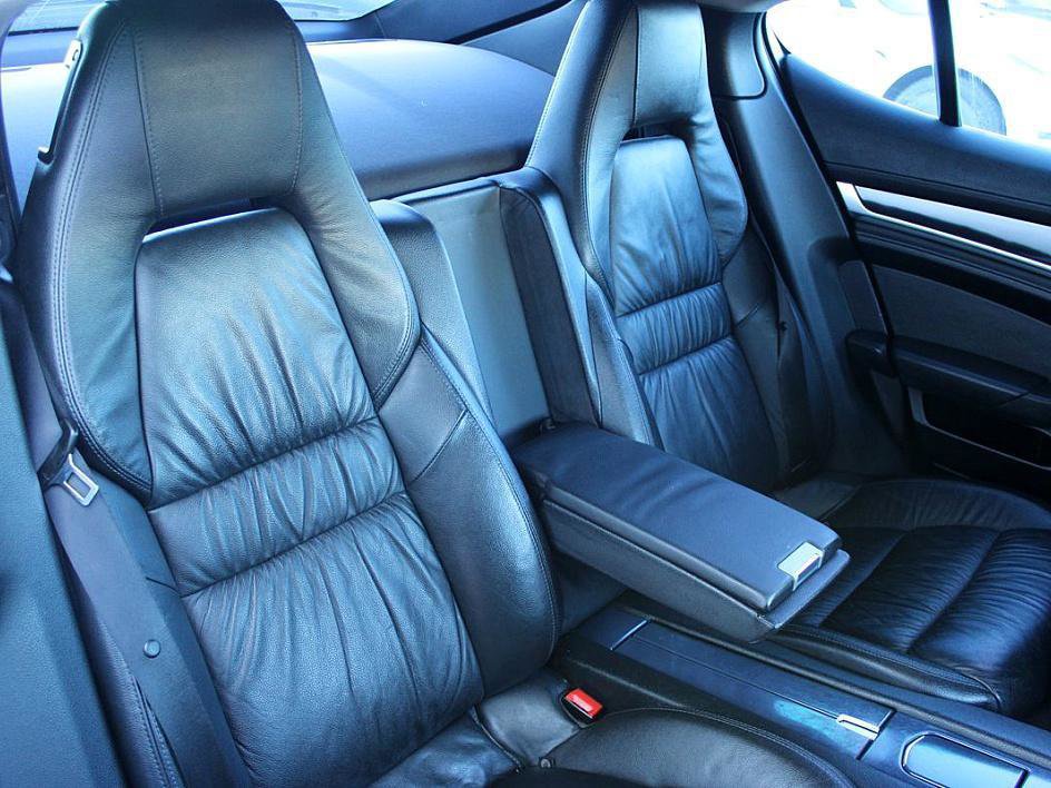 Used 2010 Porsche Panamera S image 17