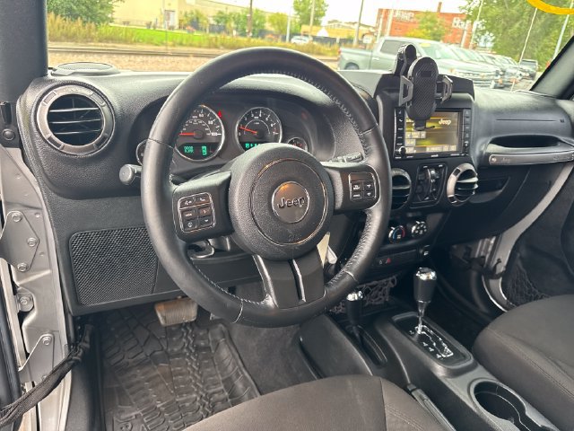 Used 2017 Jeep Wrangler Unlimited Sport AWD/4WD image 14