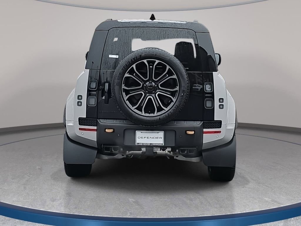 New 2026 Land Rover Defender 110 OCTA image 6
