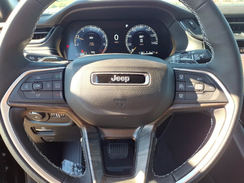 New 2027 Jeep Grand Cherokee L Limited AWD/4WD image 11