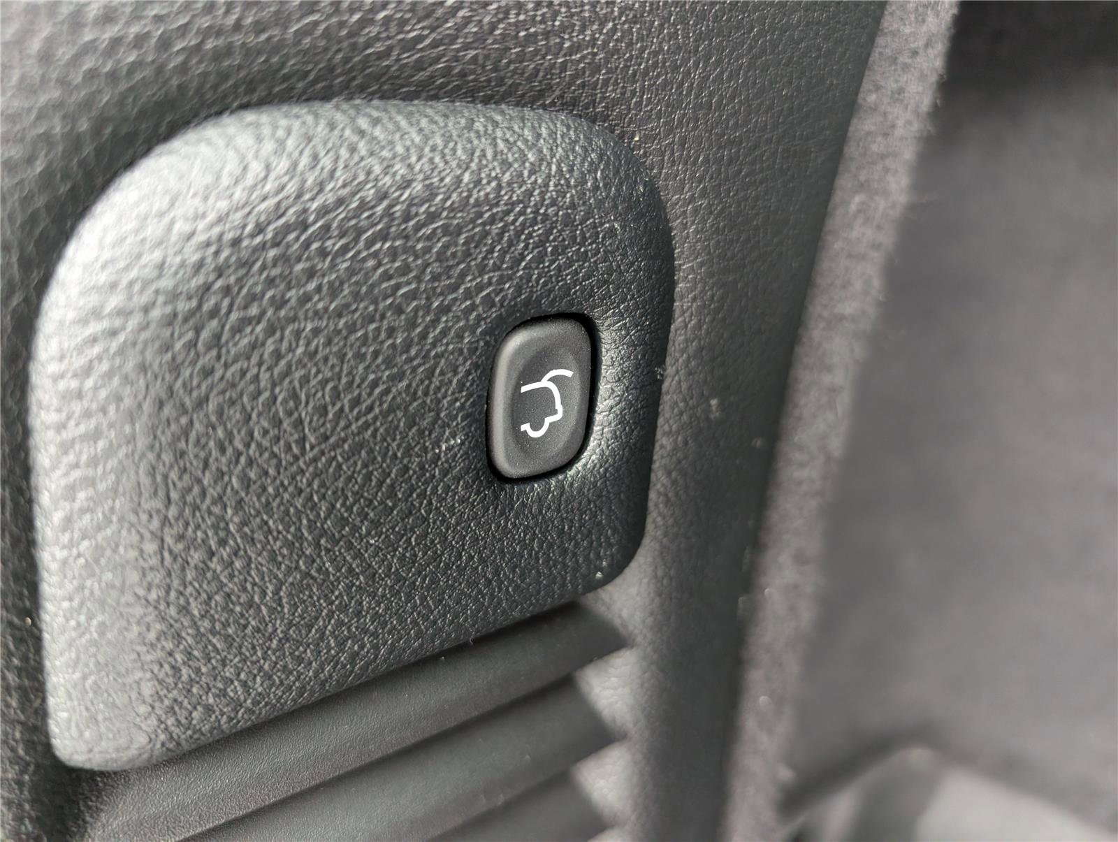 Used 2022 Dodge Durango R/T image 17