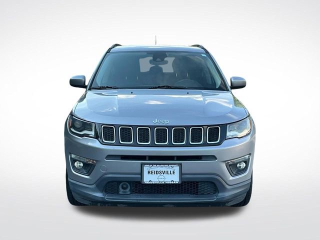 Used 2017 Jeep Compass Latitude w/ Popular Equipment Group AWD/4WD image 9