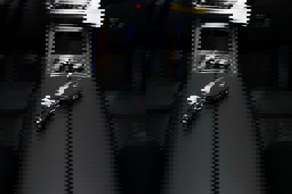 New 2026 BMW X5 xDrive50e w/ Premium Package image 40