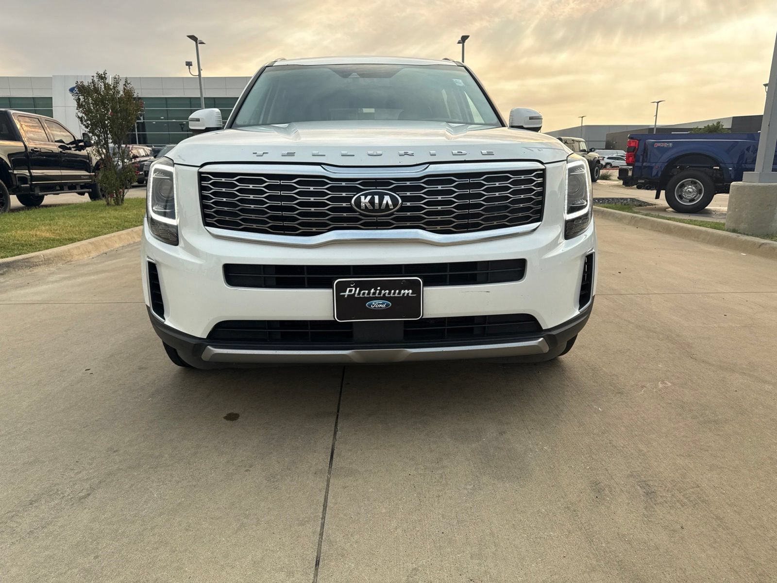 Used 2020 Kia Telluride S FWD image 9