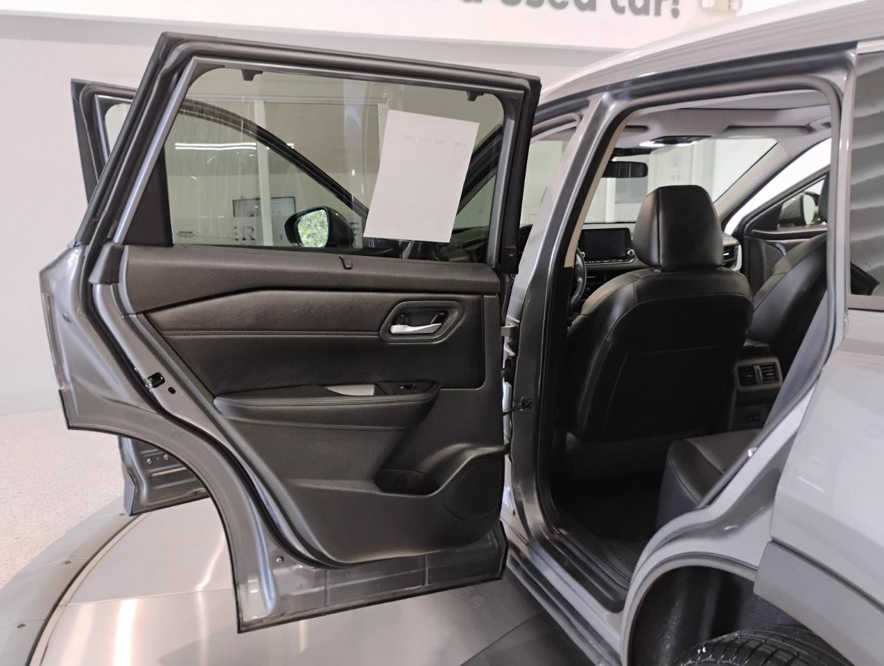 Used 2024 Nissan Rogue SV w/ SV Premium Package AWD/4WD image 38