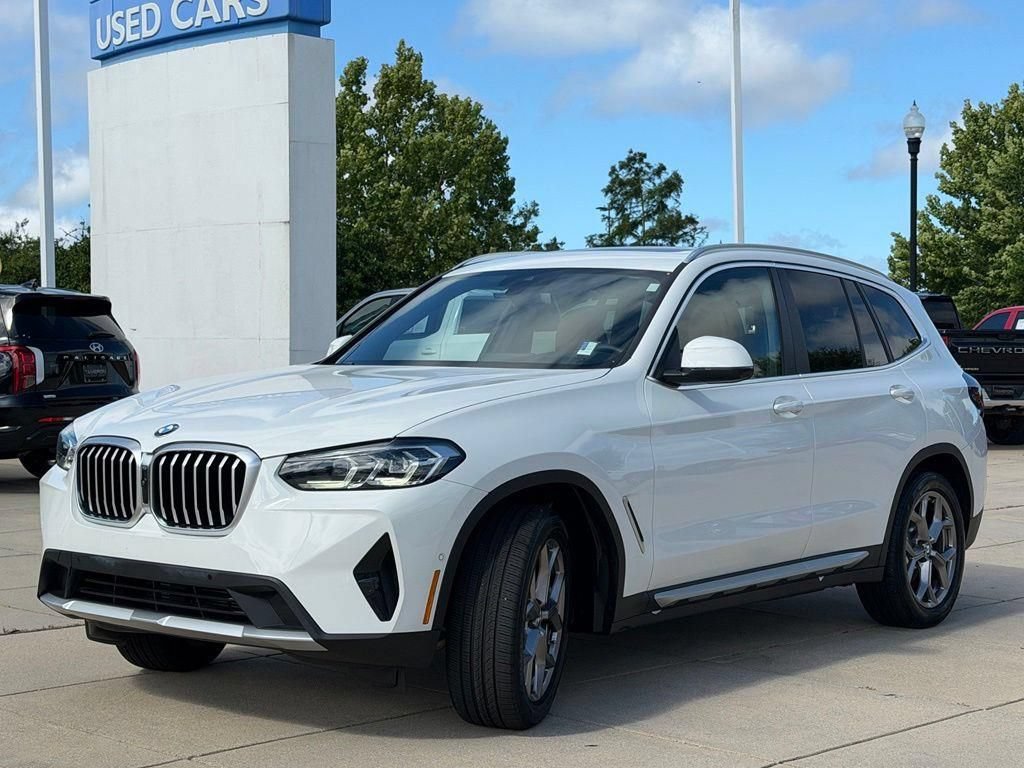 Used 2024 BMW X3 xDrive30i w/ Premium Package w/ZPA AWD/4WD image 7