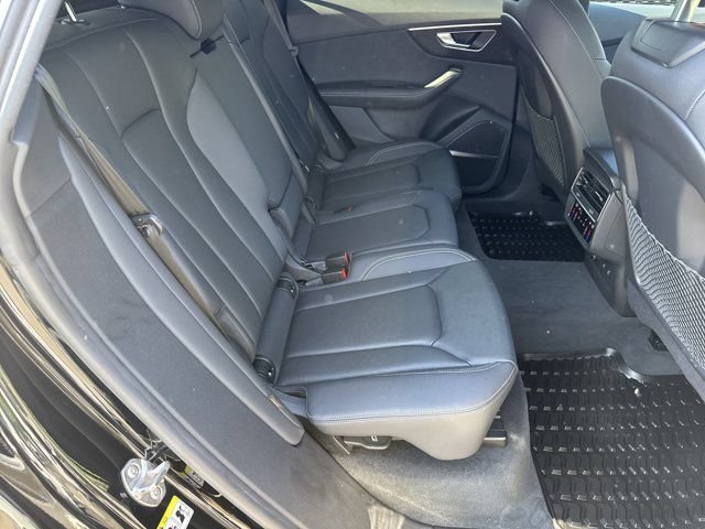Used 2025 Audi Q8 Premium Plus AWD/4WD image 16