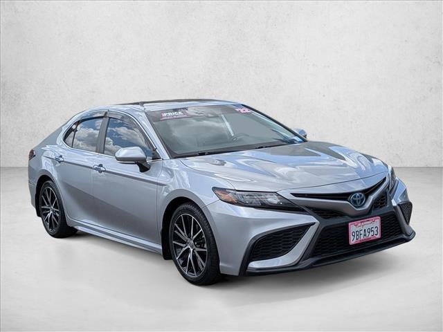 Used 2022 Toyota Camry SE w/ Audio Upgrade Package FWD image 3