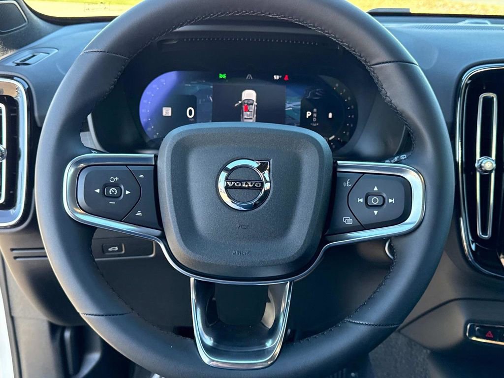 New 2026 Volvo XC40 B5 Ultra w/ Climate Package AWD/4WD image 27