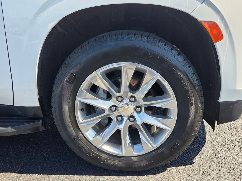 Certified 2023 Chevrolet Suburban Premier image 9