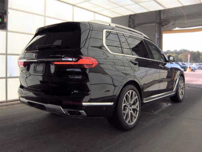Used 2019 BMW X7 xDrive50i w/ Premium Package AWD/4WD image 13