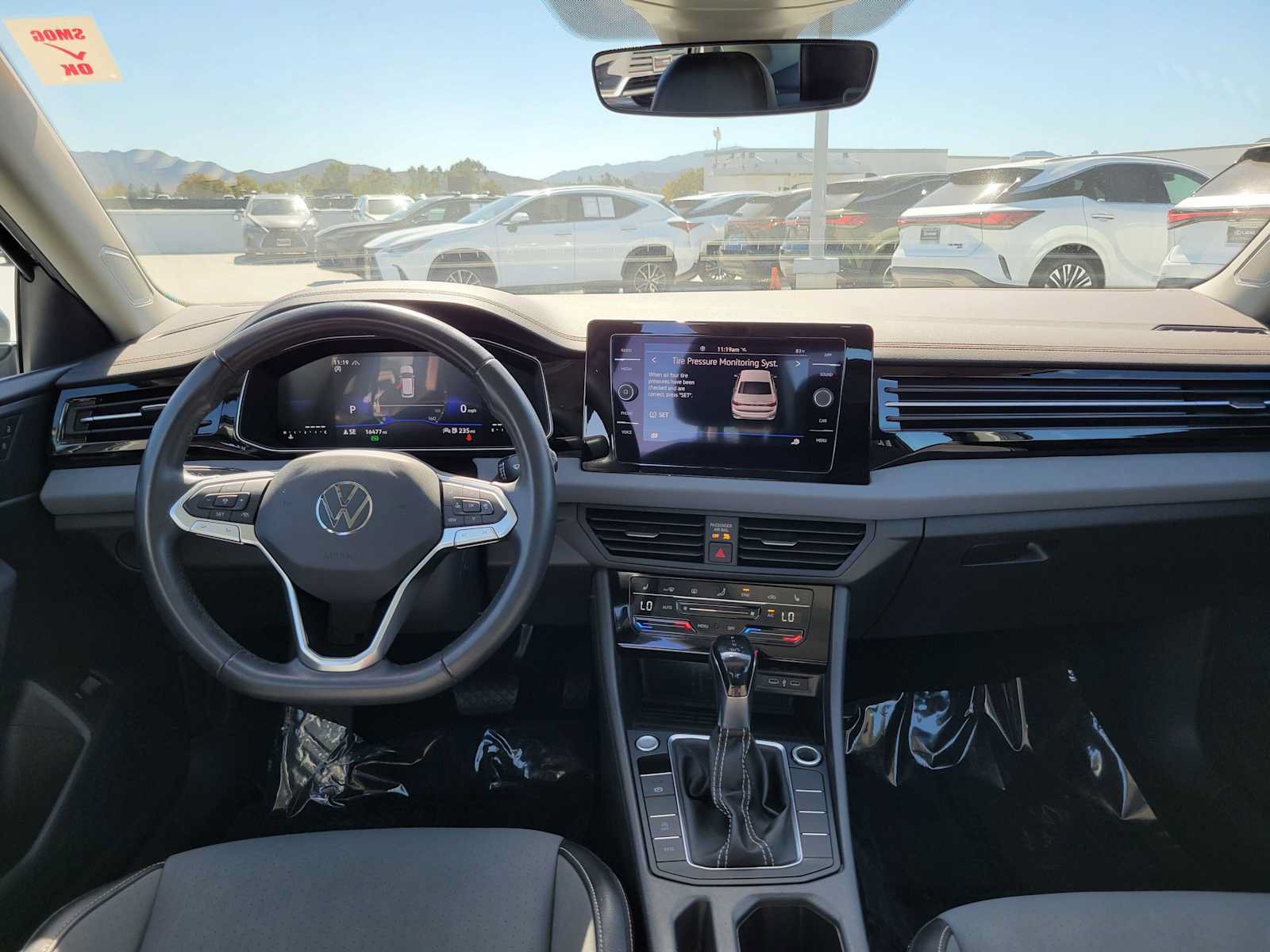 Used 2026 Volkswagen Jetta SE FWD image 17