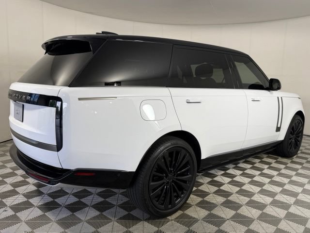 Certified 2025 Land Rover Range Rover Long Wheelbase SE AWD/4WD image 12