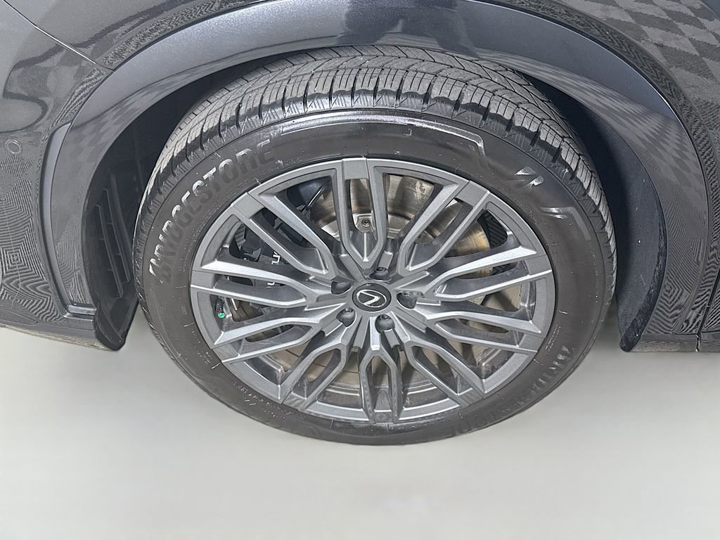 Used 2023 Lexus RX 500h F Sport image 31