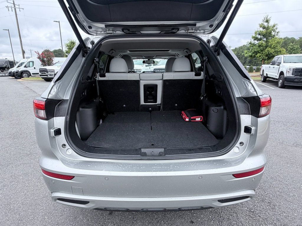 Used 2024 Mitsubishi Outlander SEL FWD image 9