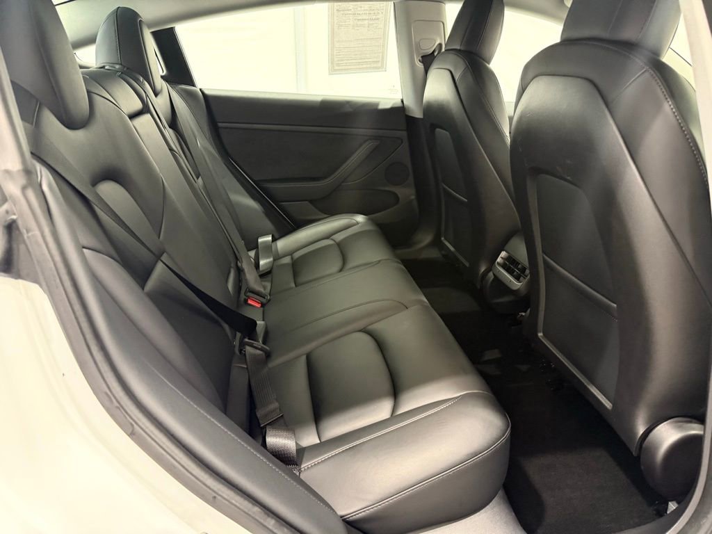 Used 2022 Tesla Model 3 image 24