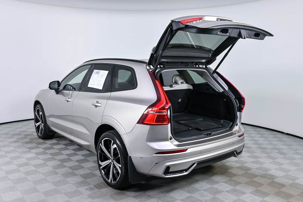 Certified 2024 Volvo XC60 B5 Ultimate w/ Climate Package AWD/4WD image 34