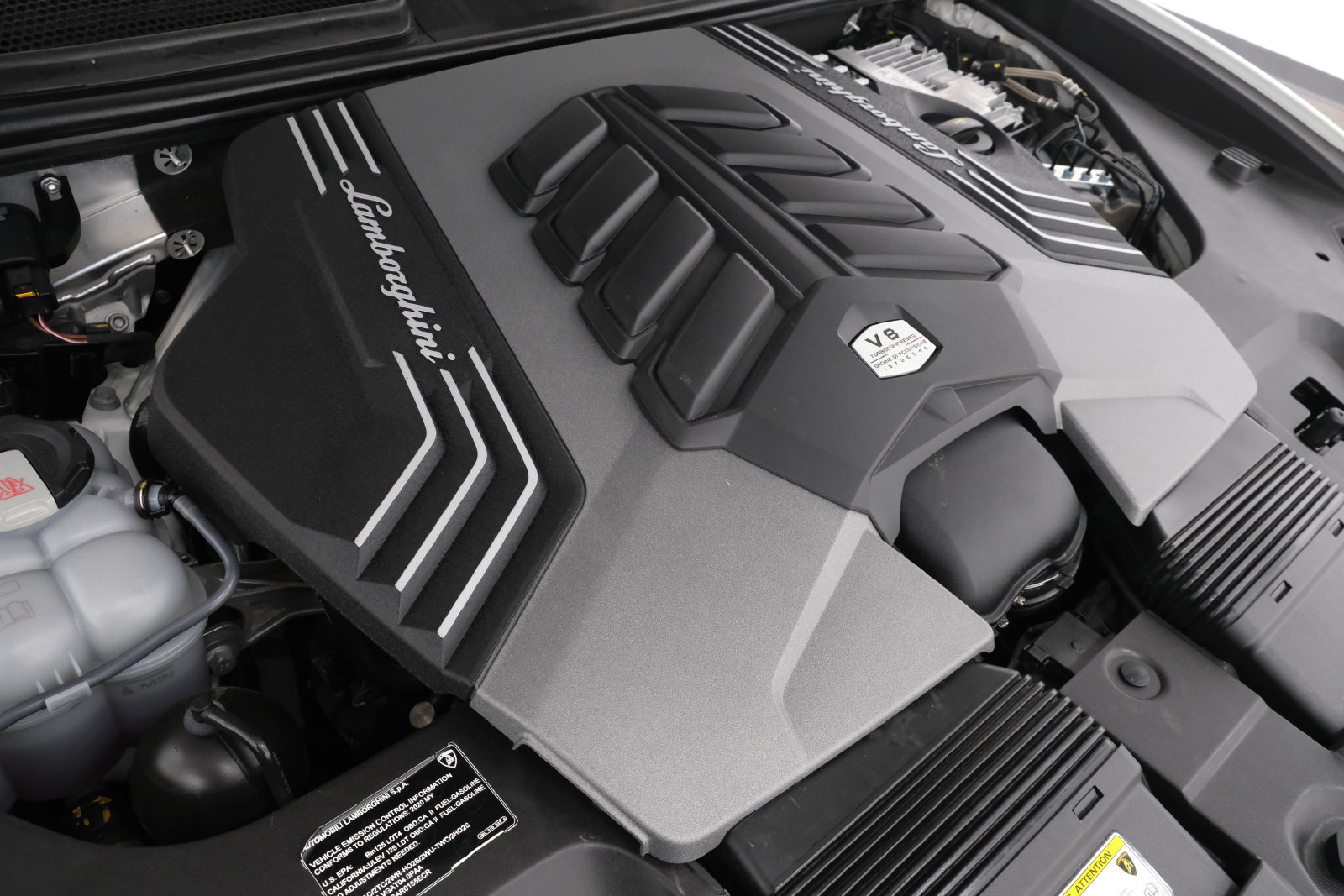 Used 2020 Lamborghini Urus AWD/4WD image 45