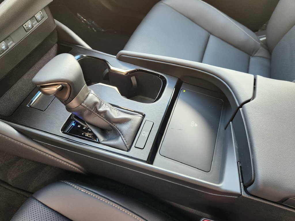Certified 2023 Lexus ES 350 w/ Premium Package FWD image 19
