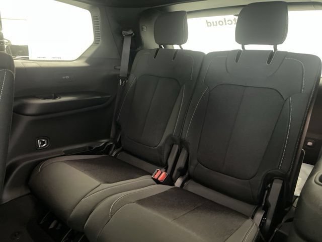 New 2026 Jeep Grand Cherokee L 4WD image 21