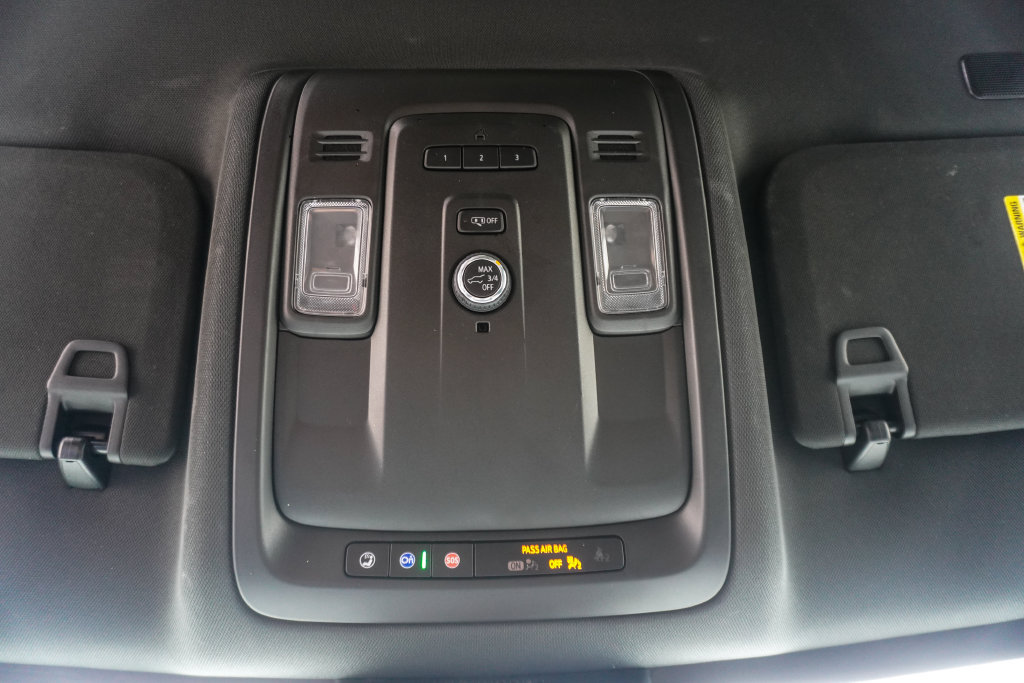 Used 2024 Chevrolet Suburban RST RWD image 26