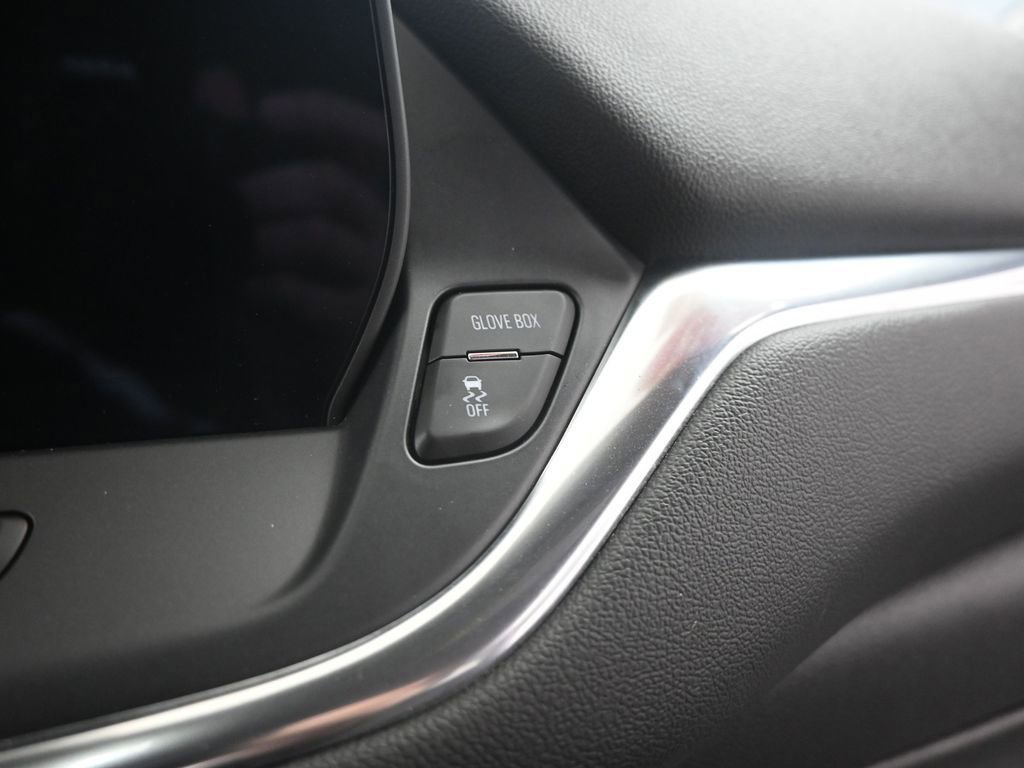 Used 2025 Chevrolet Blazer LT image 17