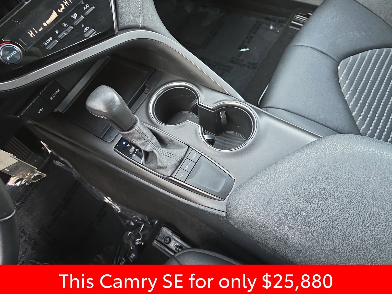 Used 2023 Toyota Camry SE image 30