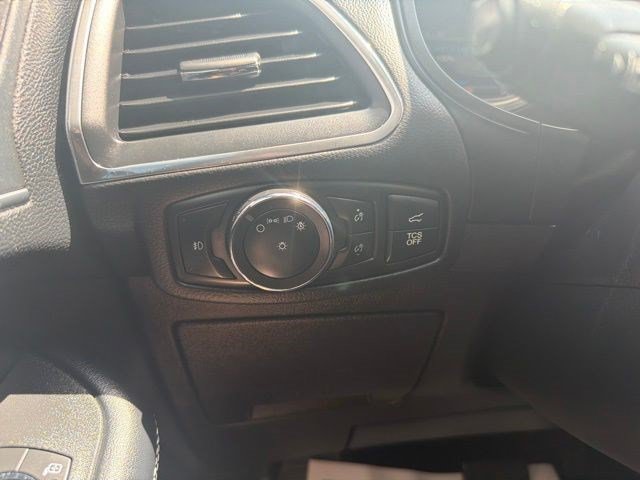 Used 2022 Ford Edge Titanium AWD/4WD image 29