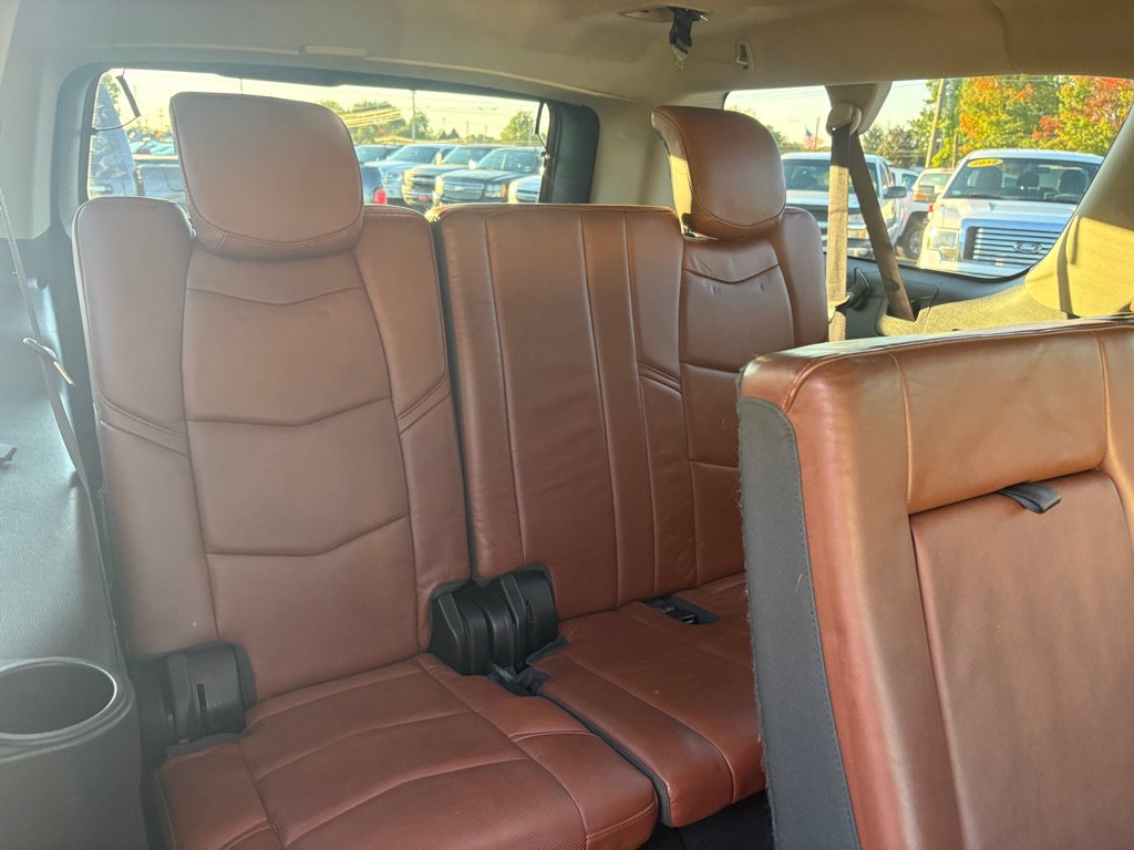 Used 2015 Cadillac Escalade ESV Premium AWD/4WD image 14