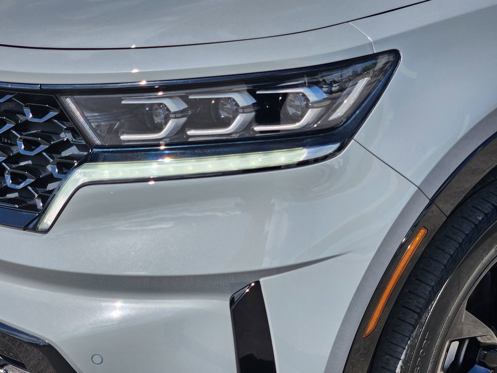 Used 2023 Kia Sorento SX AWD/4WD image 8