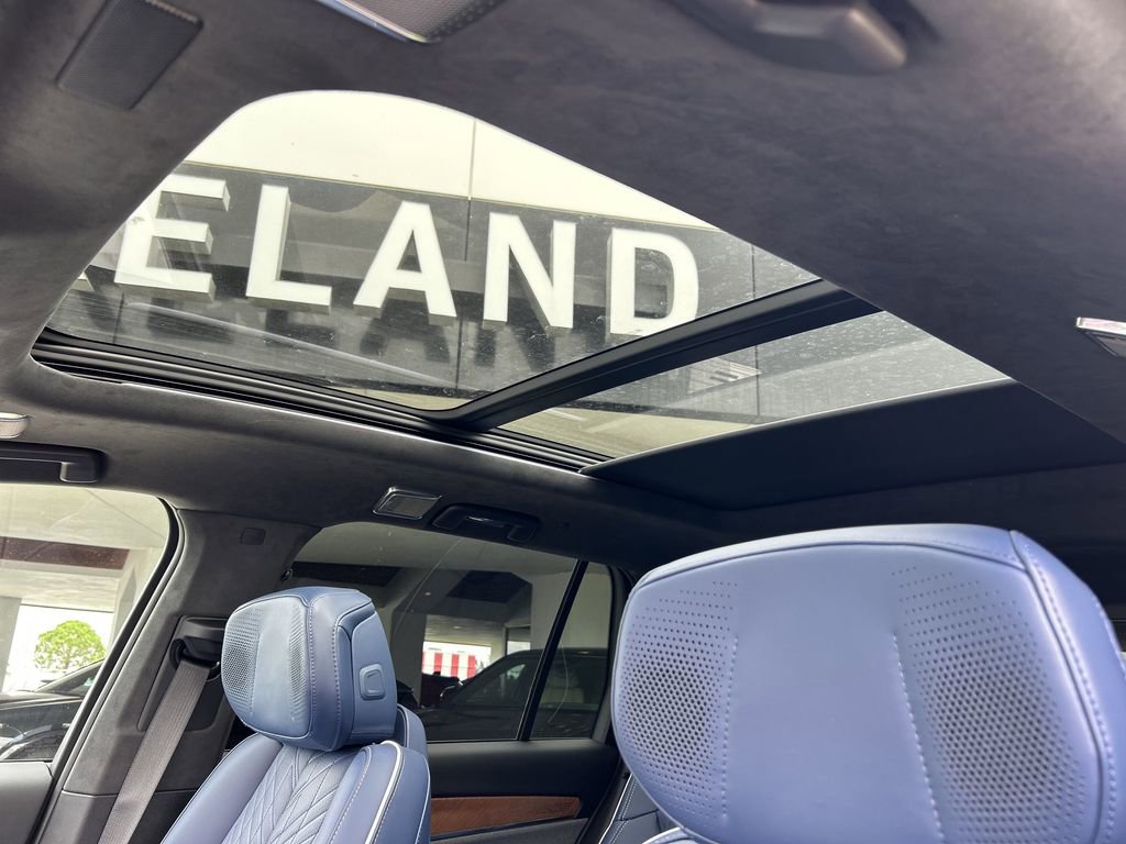 New 2026 Cadillac Vistiq Premium Luxury image 23