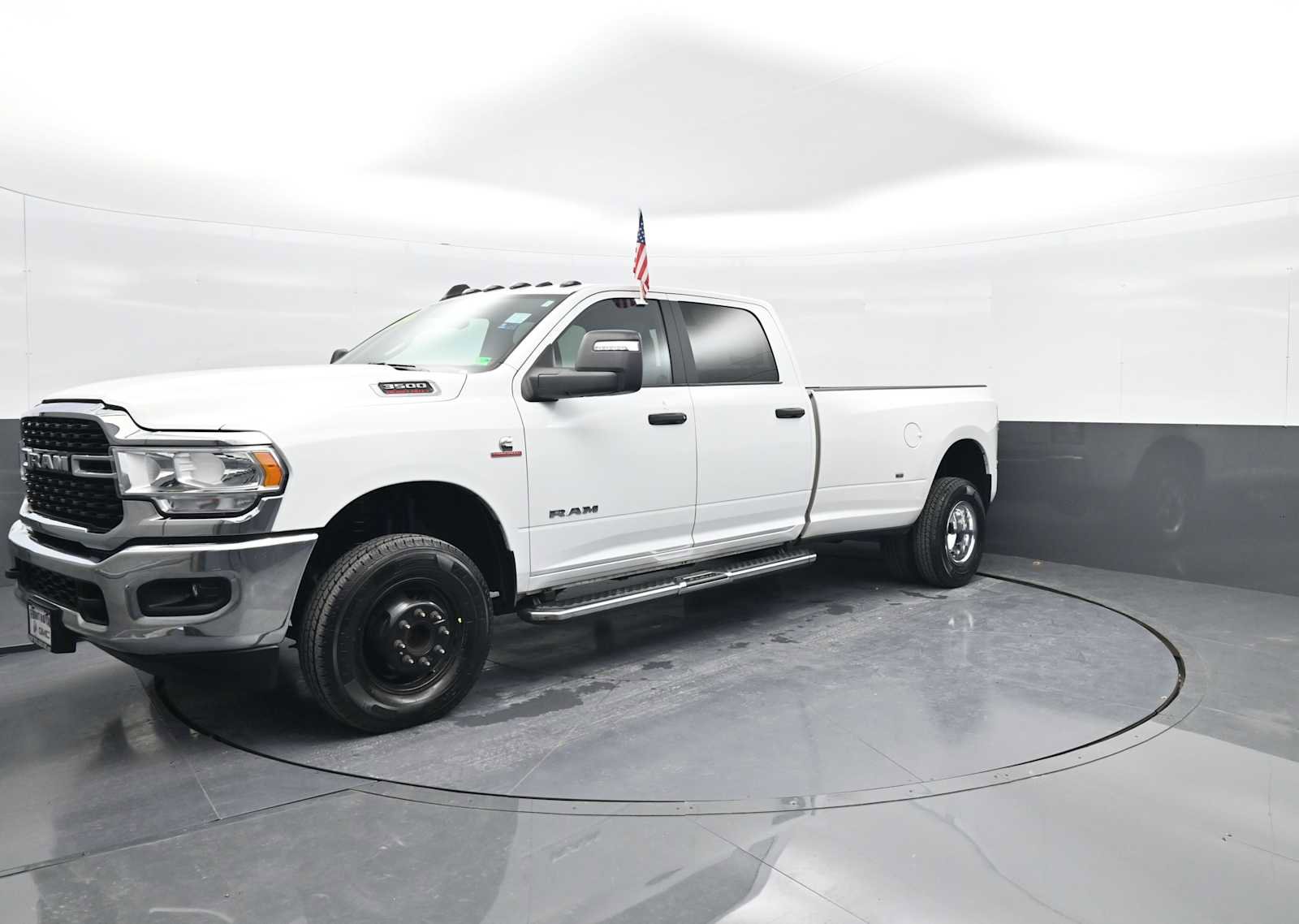Used 2024 RAM 3500 Big Horn image 4