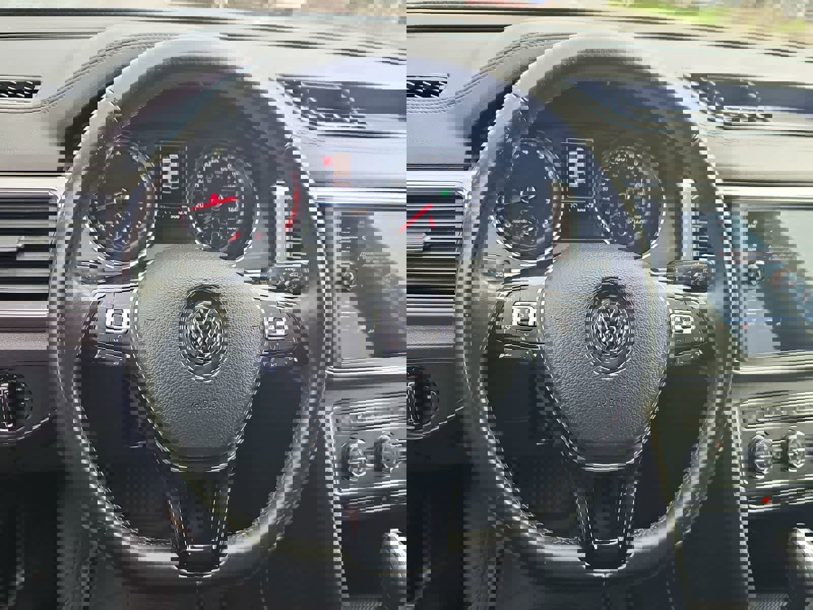 Used 2018 Volkswagen Atlas SE image 22