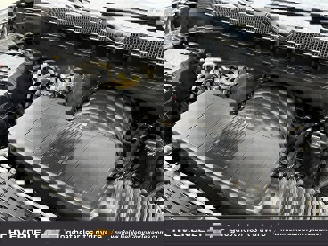 Used 2024 Chevrolet Suburban RST image 39