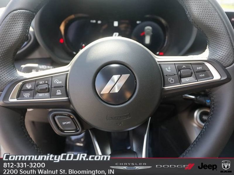 New 2025 Dodge Hornet GT w/ Tech Pack image 11