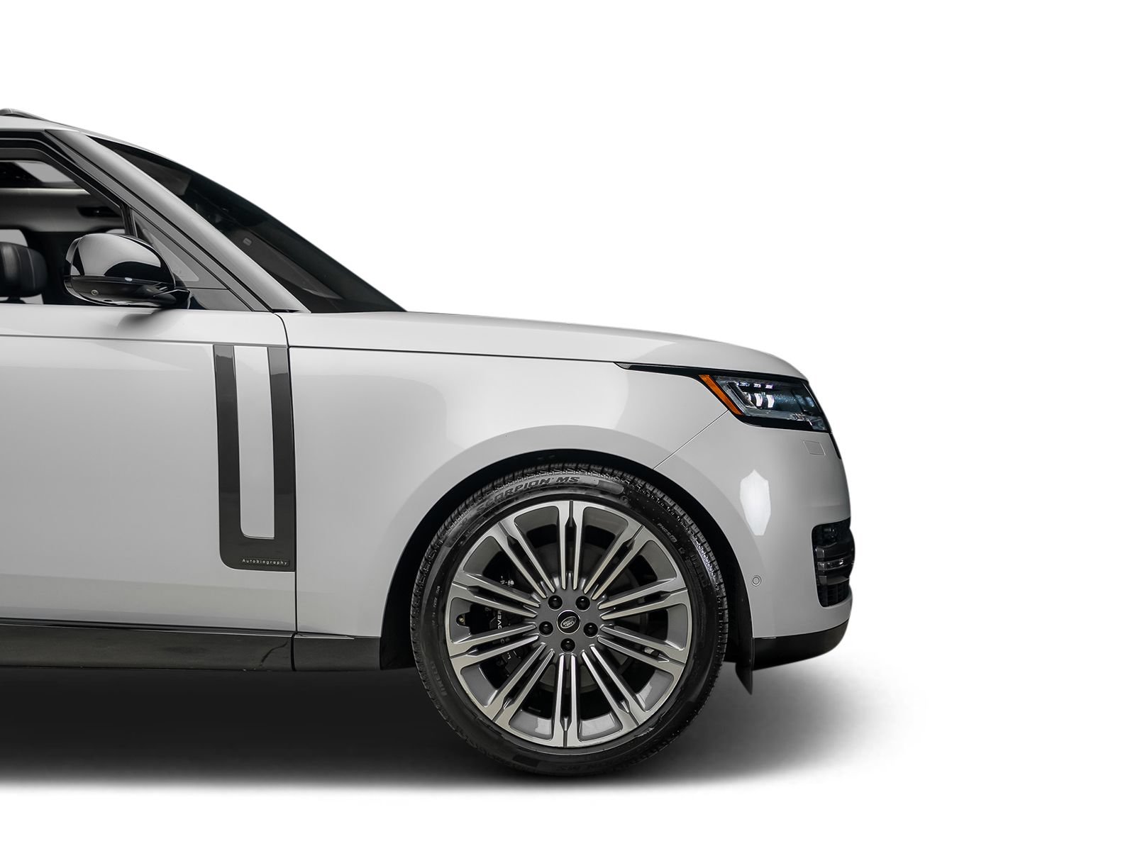 Used 2025 Land Rover Range Rover Long Wheelbase Autobiography AWD/4WD image 24