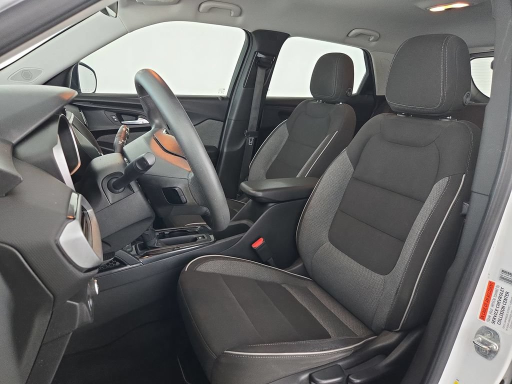 Used 2021 Chevrolet TrailBlazer LS FWD image 23