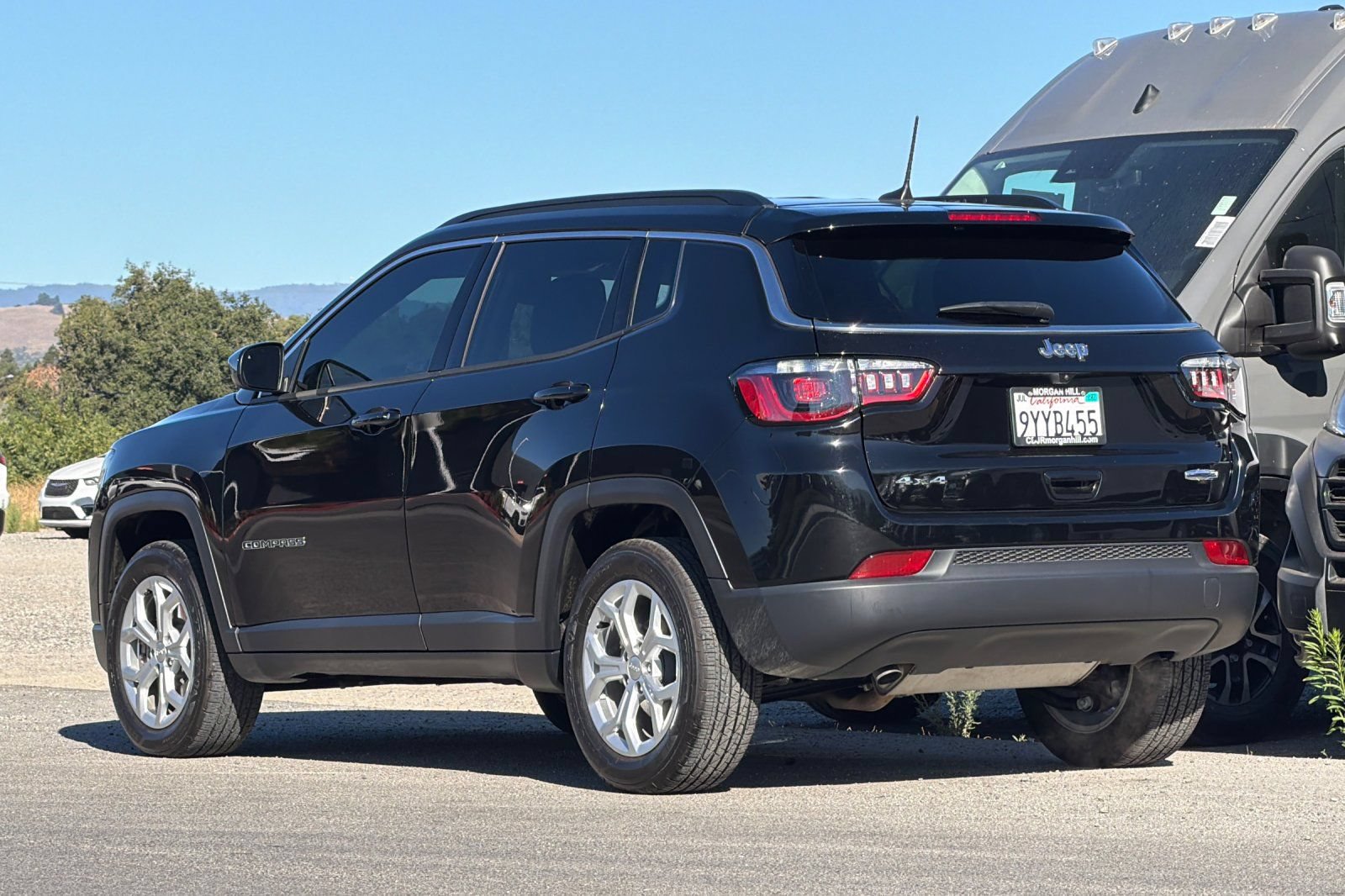 Used 2024 Jeep Compass Latitude AWD/4WD image 6