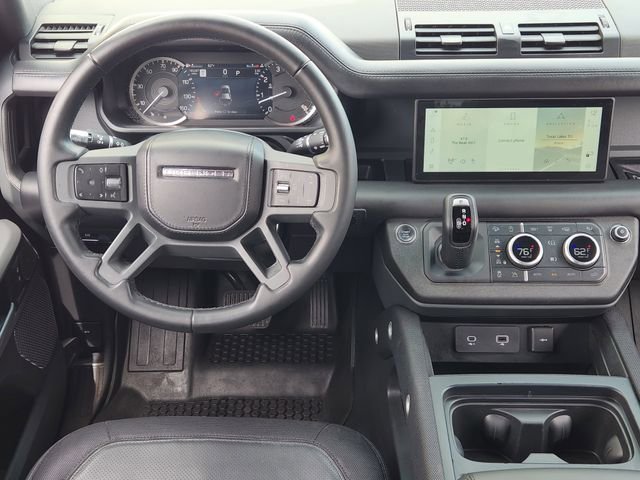 Used 2022 Land Rover Defender 110 X-Dynamic HSE AWD/4WD image 26