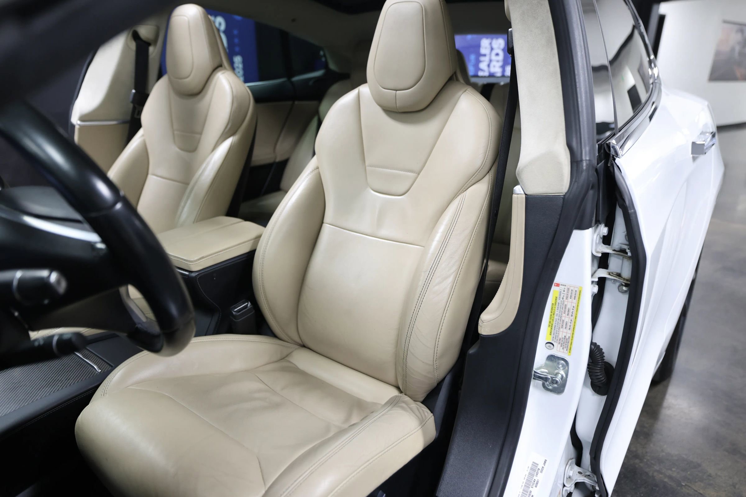 Used 2017 Tesla Model S P100D image 25