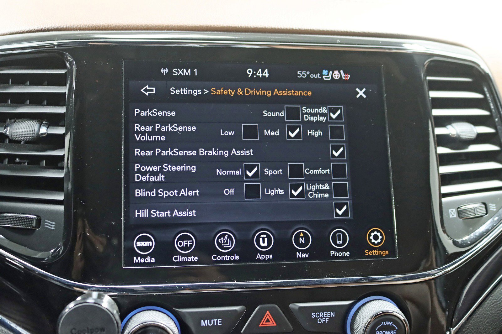 Used 2021 Jeep Grand Cherokee Overland image 22