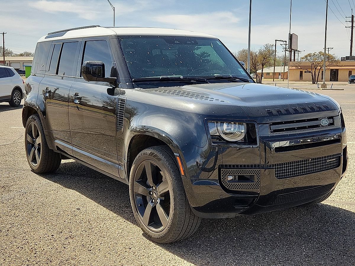 Used 2023 Land Rover Defender 110 X-Dynamic SE AWD/4WD image 4