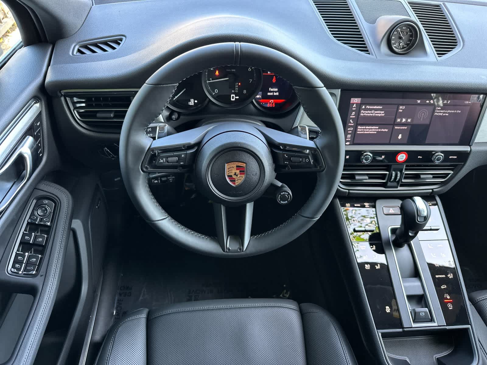 New 2026 Porsche Macan AWD/4WD image 15