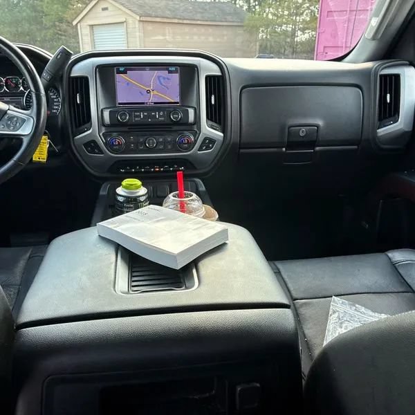 Used 2018 GMC Sierra 1500 SLT AWD/4WD image 25