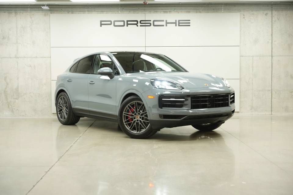 New 2026 Porsche Cayenne S AWD/4WD image 10