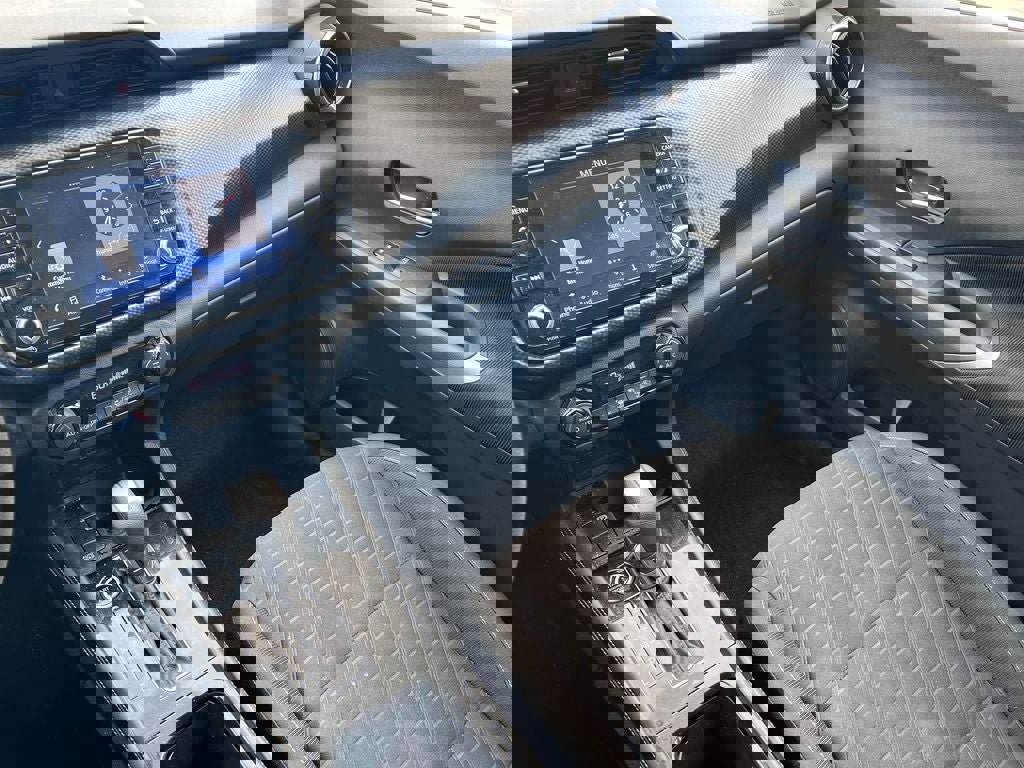 Used 2021 Nissan Kicks SV FWD image 19