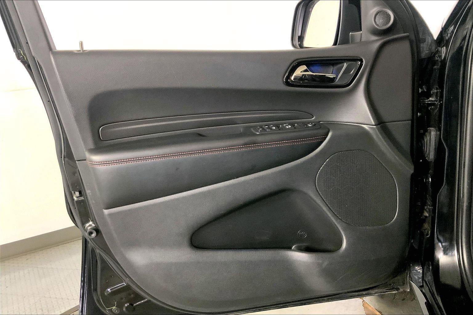 Used 2025 Dodge Durango GT AWD/4WD image 25