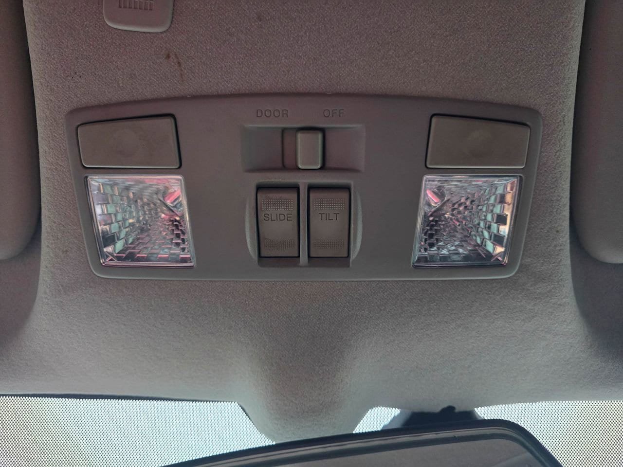 Used 2019 Ford Fiesta SE FWD image 25
