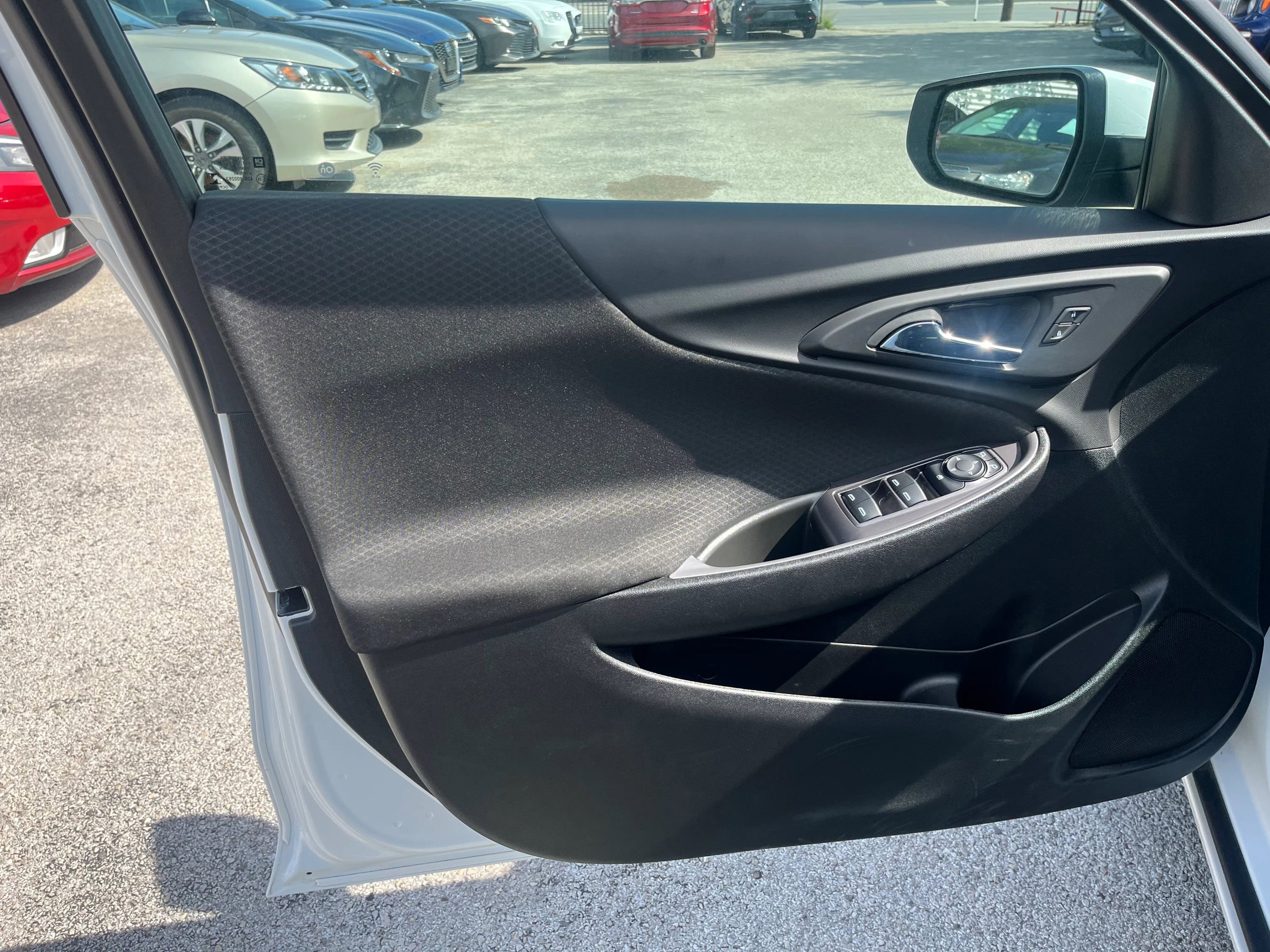 Used 2022 Chevrolet Malibu LS w/ Driver Confidence Package image 10