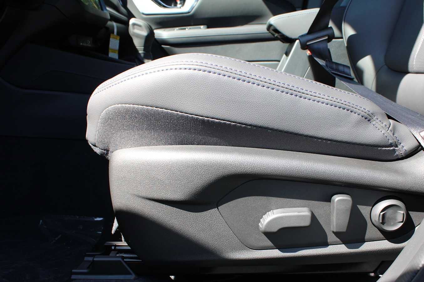 New 2025 Subaru Forester Limited image 17